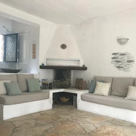 Alexandra Villas *
